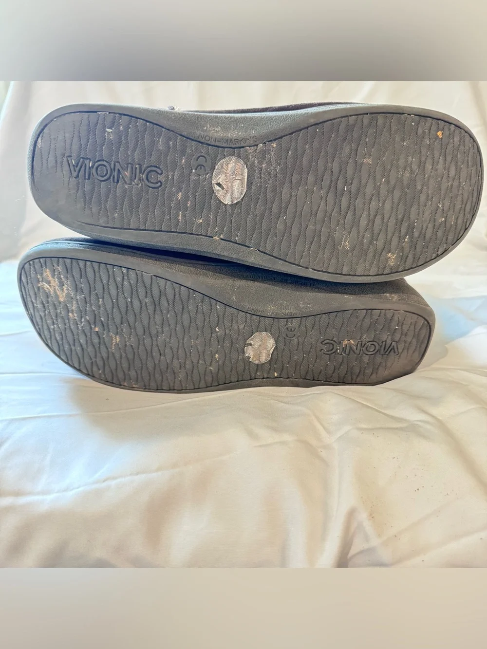 Vionic fairfax brown